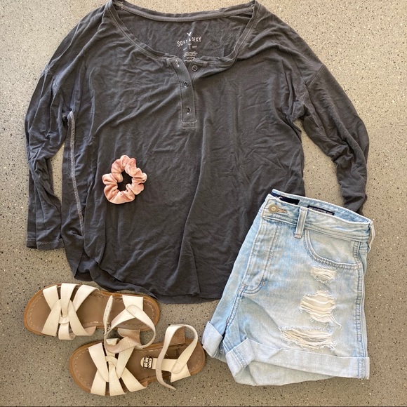 American Eagle Outfitters Tops - American Eagle Gray Soft & Sexy Henley Top